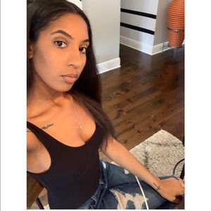 Meet your Posher, Alexis